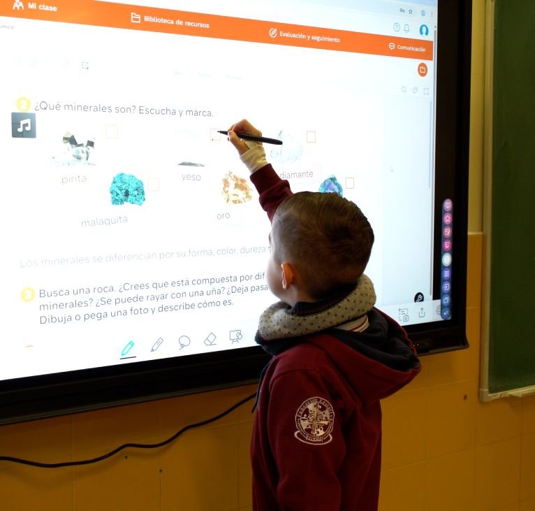 C0054.MP4.10_29_43_23.Imagen fija001